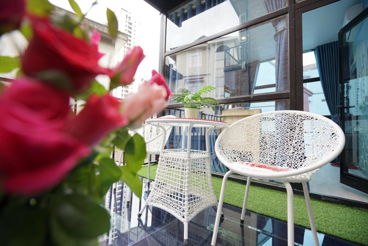 Private Room In Halong Center-Almor Homestay Ha Long Bagian luar foto